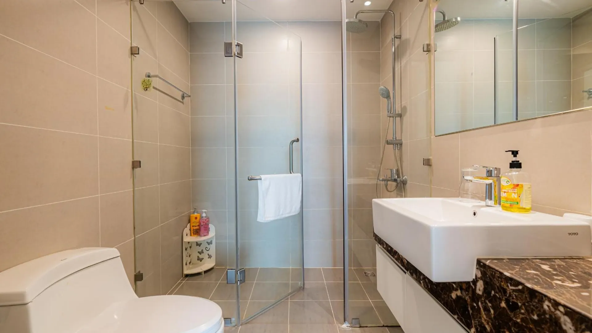 Clover Goldview Serviced Apartment Ho Chi Minh City