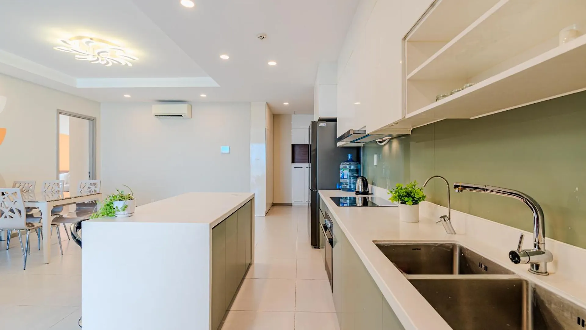 Clover Goldview Serviced Apartment Ho Chi Minh City