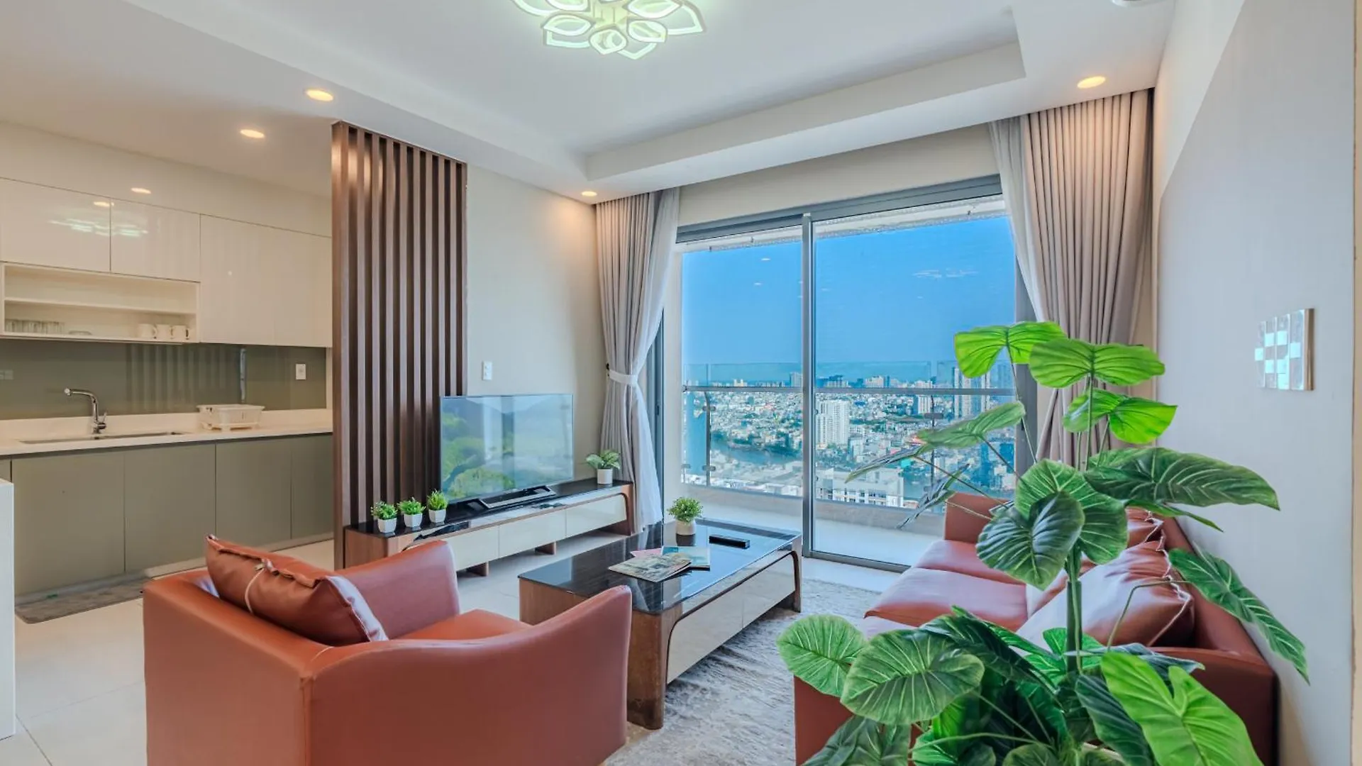 Clover Goldview Serviced Apartment Ho Chi Minh City