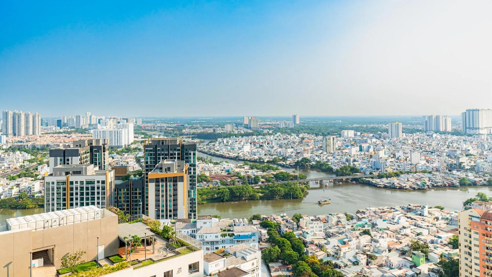Clover Goldview Serviced Apartment Ho Chi Minh City