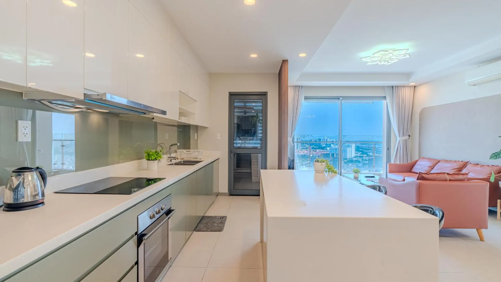Clover Goldview Serviced Apartment Ho Chi Minh City
