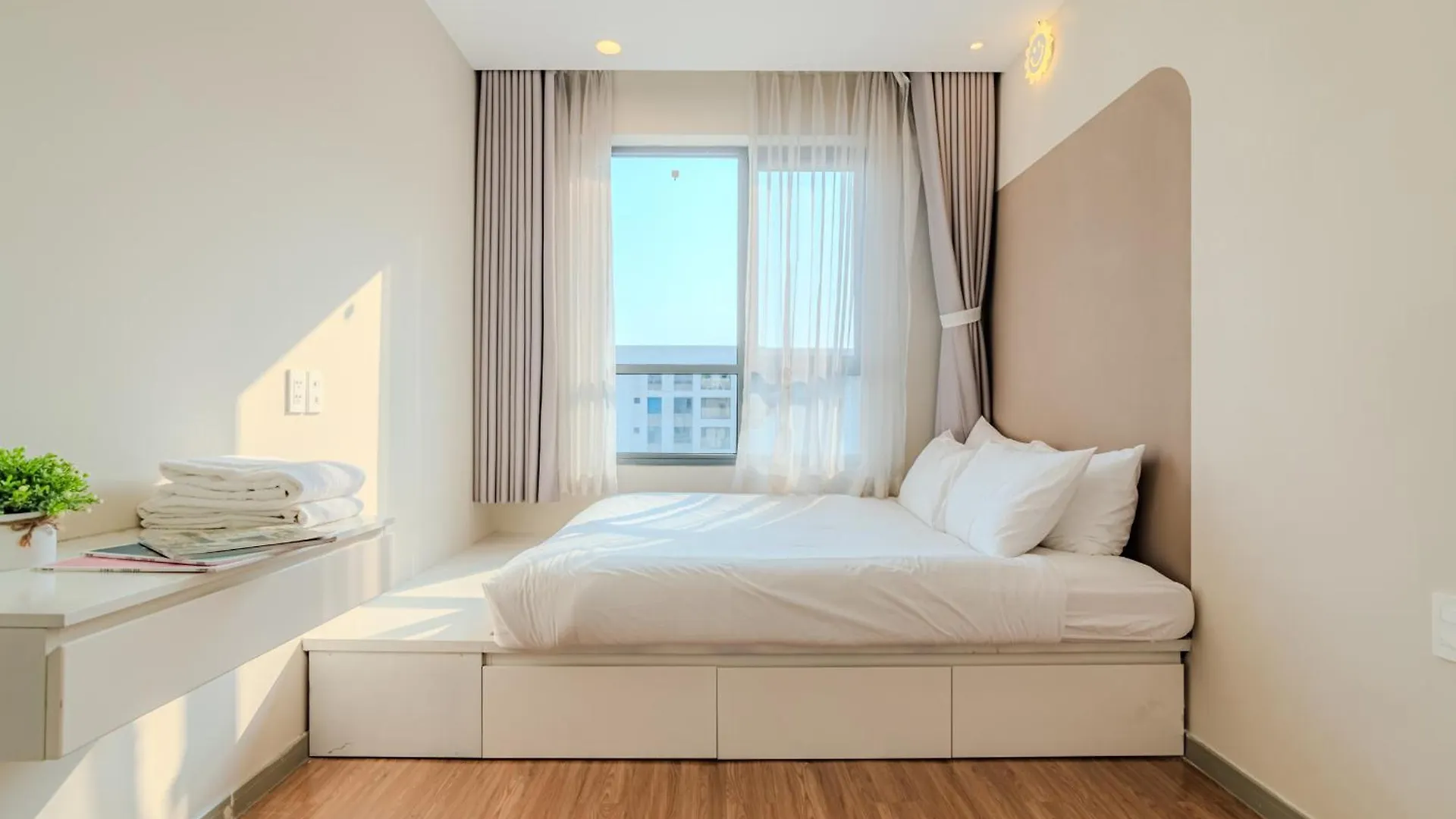 Clover Goldview Serviced Apartment Ho Chi Minh City