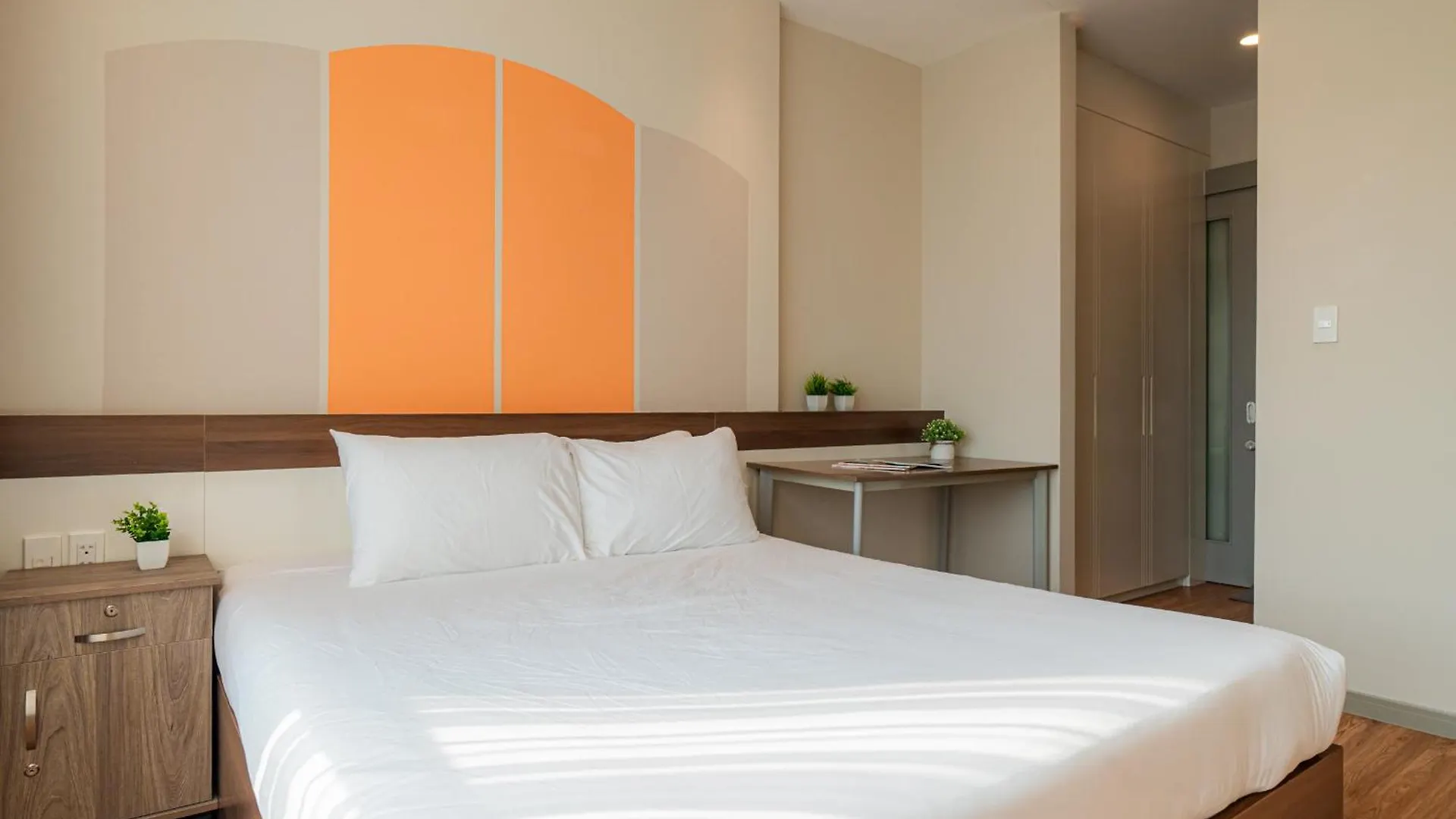 Clover Goldview Serviced Apartment Ho Chi Minh City
