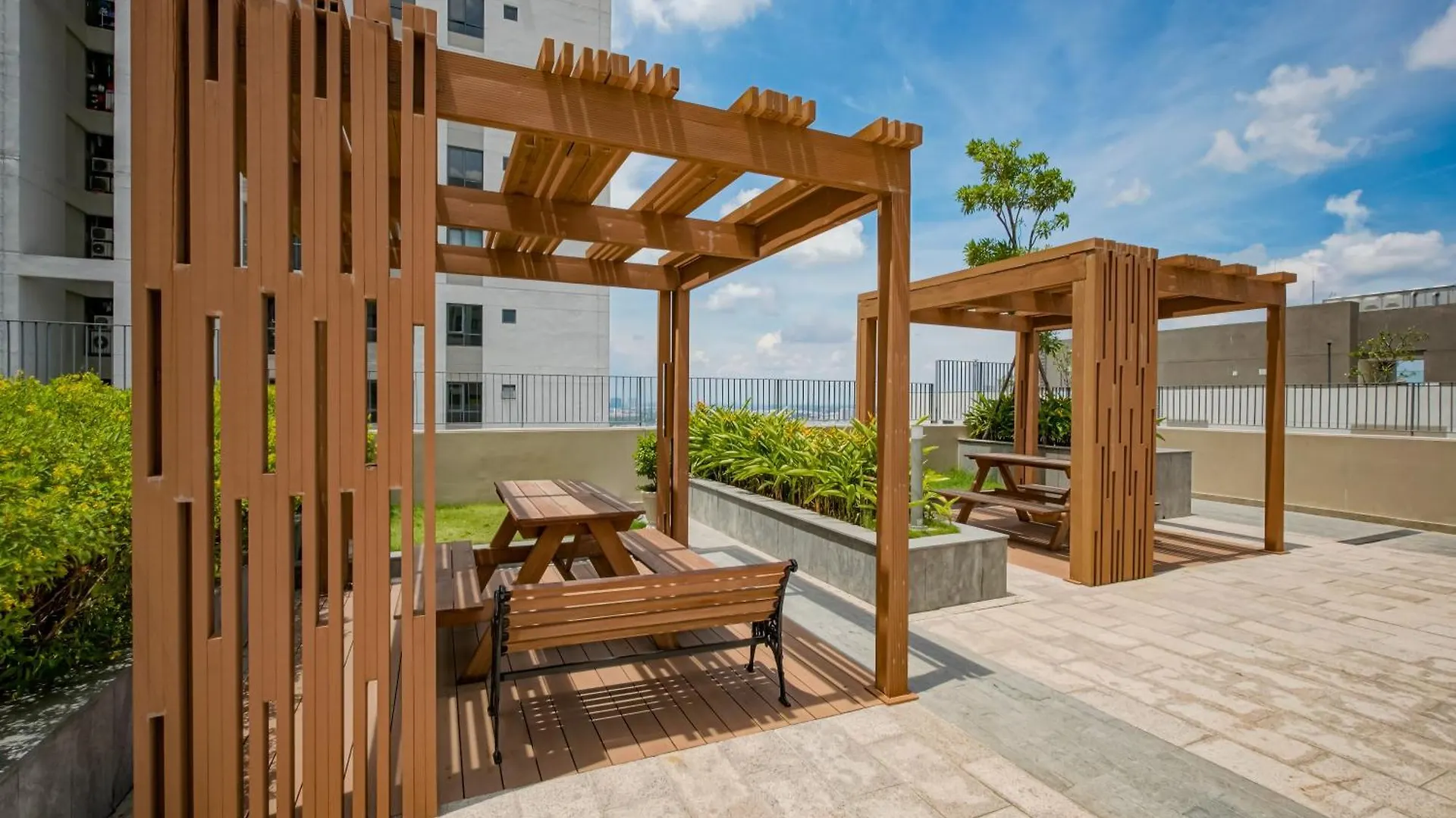 Clover Goldview Serviced Apartment Ho Chi Minh City 0*,  Vietnam