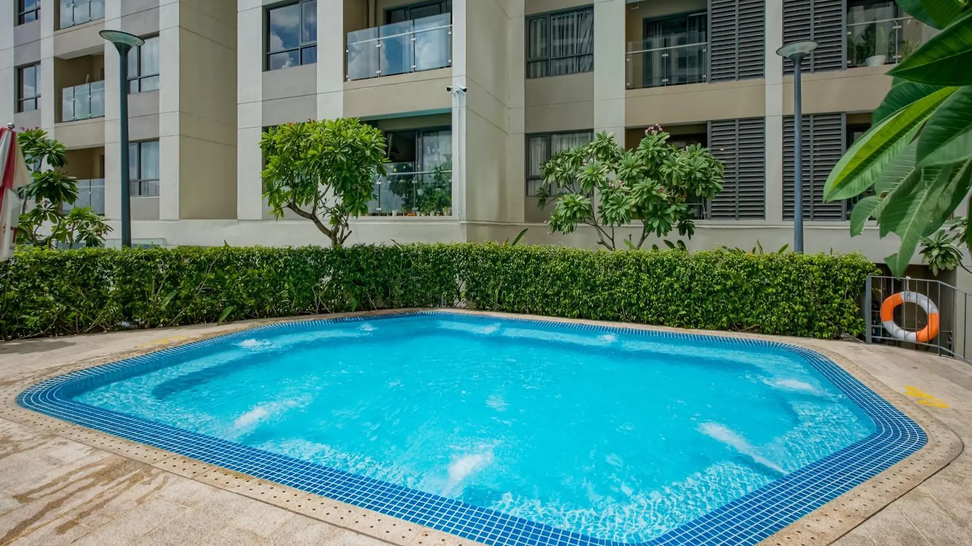 Clover Goldview Serviced Apartment Ho Chi Minh City