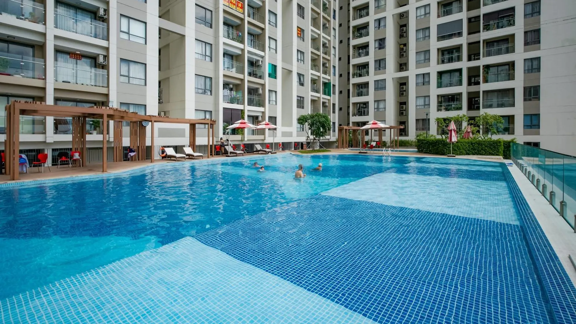 Clover Goldview Serviced Apartment Ho Chi Minh City 0*,  Vietnam