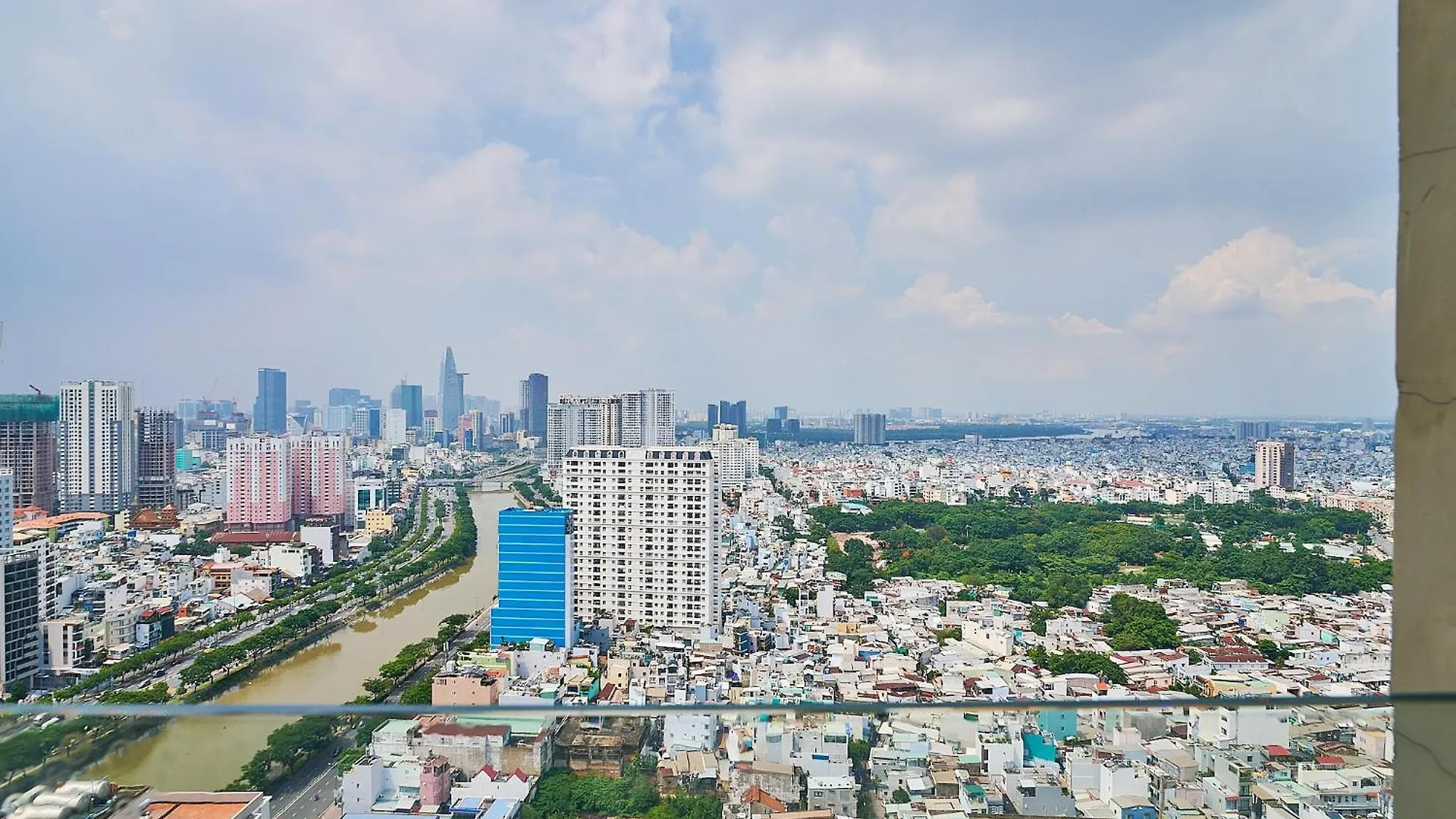 Clover Goldview Serviced Apartment Ho Chi Minh City