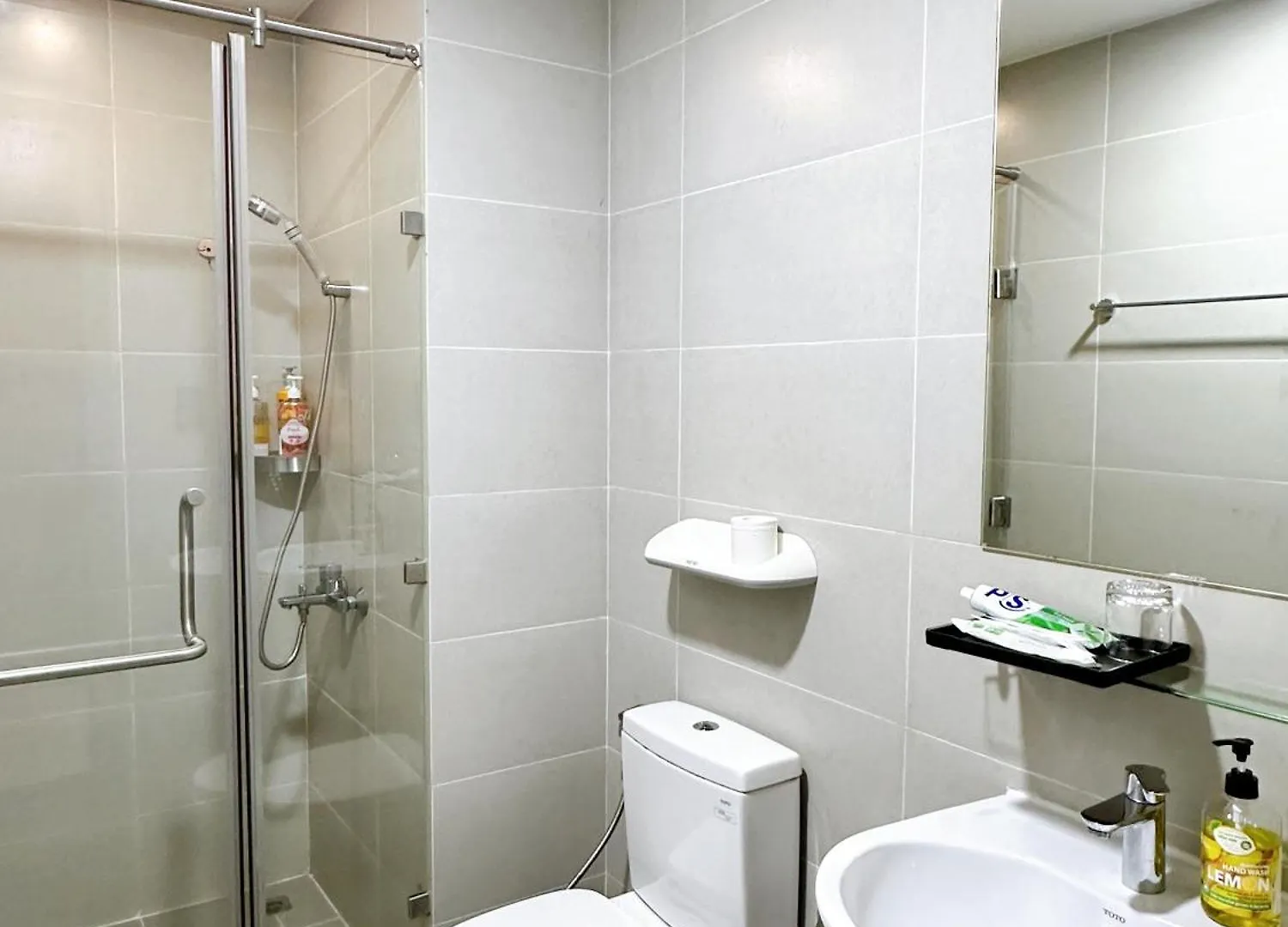 Clover Goldview Serviced Apartment Thành Pho Ho Chí Minh