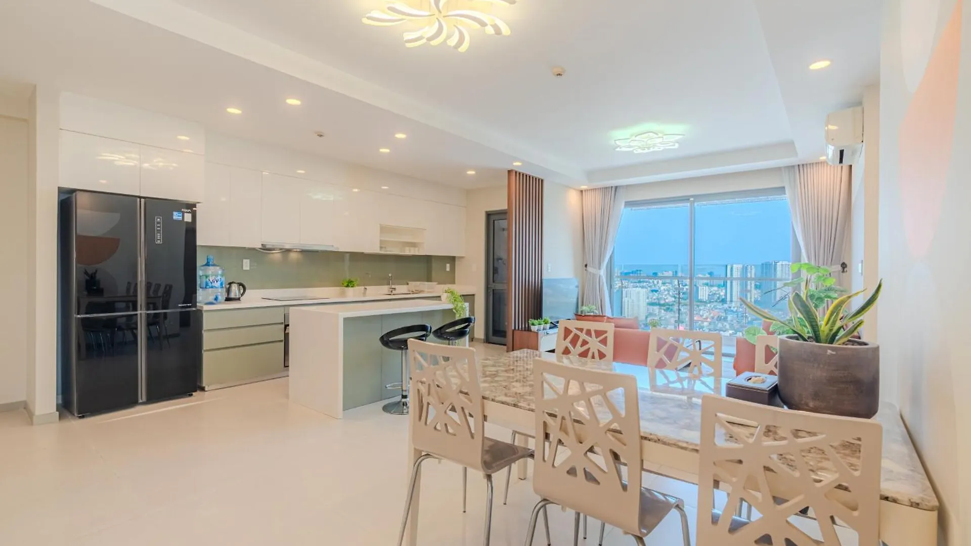 Clover Goldview Serviced Apartment Thành Pho Ho Chí Minh Vietnam